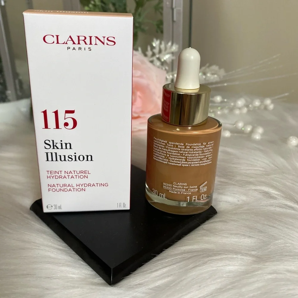 Clarins Skin Illusion 115 Cognac SPF 15 Natural Hydrating Foundation 1 OZ